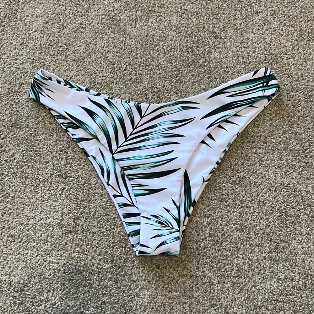 EUC Bikini bottoms